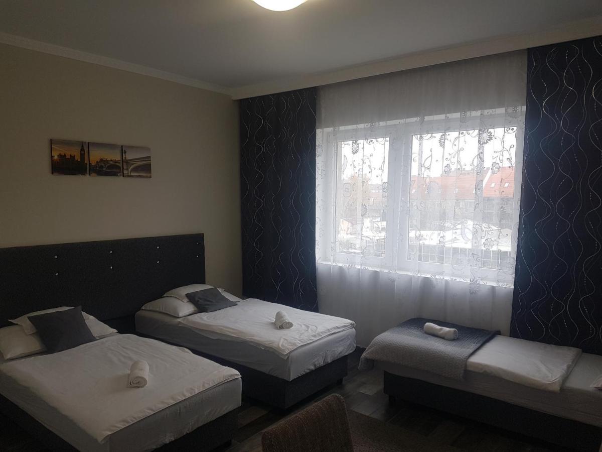 Napfeny Szallas Seghedin Exterior foto