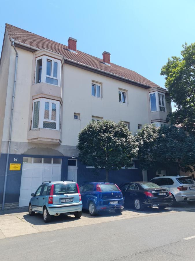 Napfeny Szallas Seghedin Exterior foto